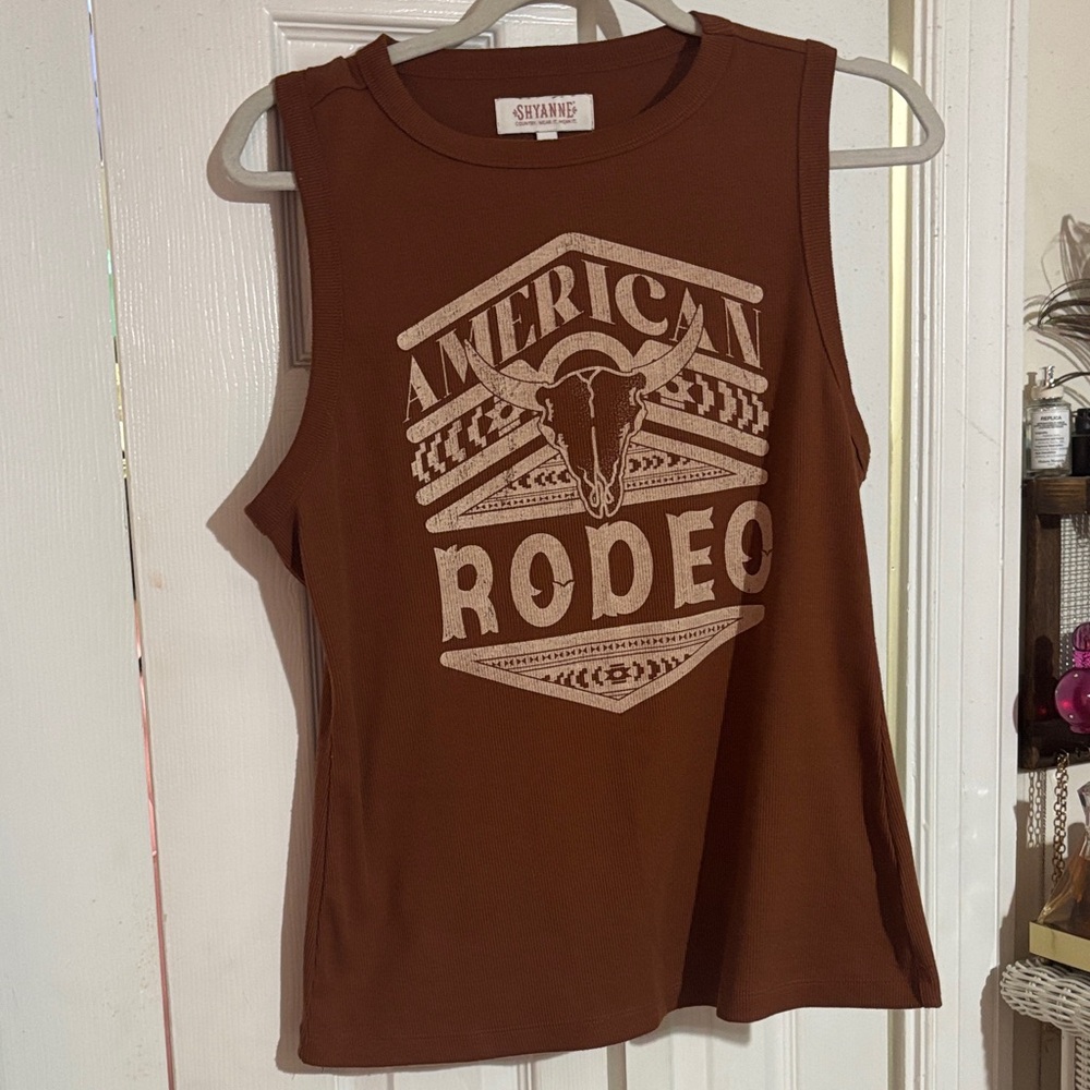 Shyanne brand (Boot barn) Brown Graphic Muscle Tee